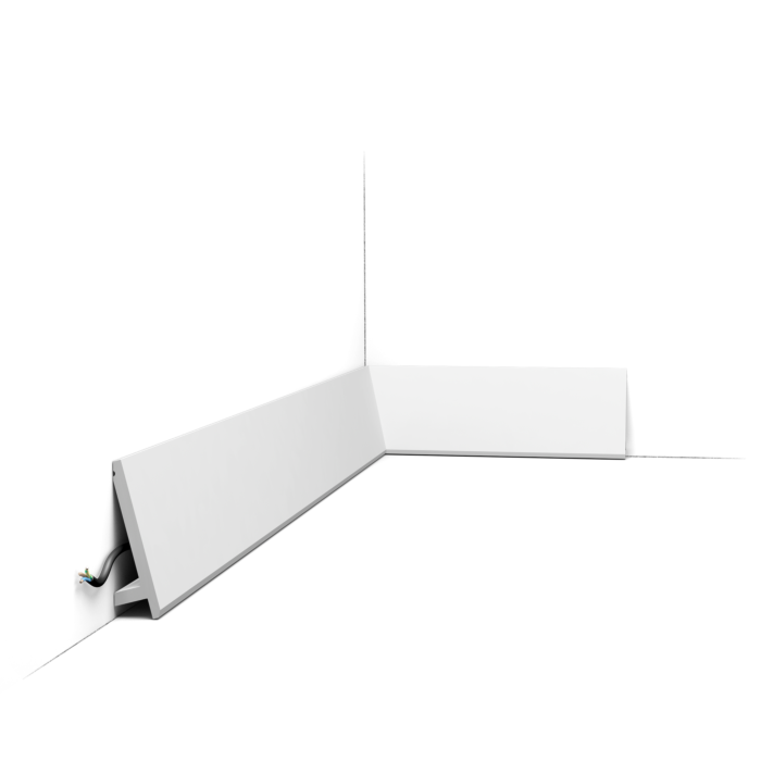 Плинтус SX179 DIAGONAL